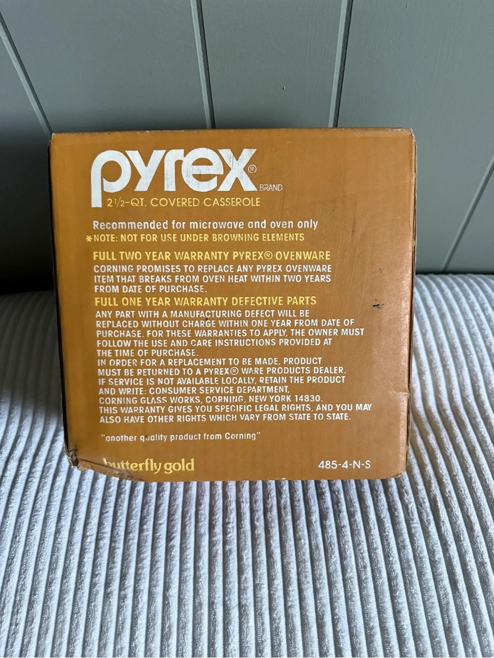 New Pyrex 485 Butterfly Gold